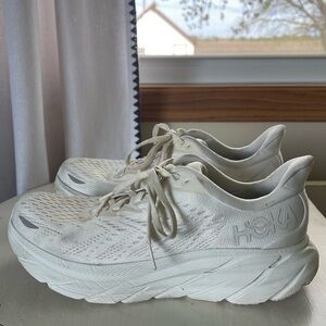 Women’s Hoka Clifton 8 White Sneakers Size 9